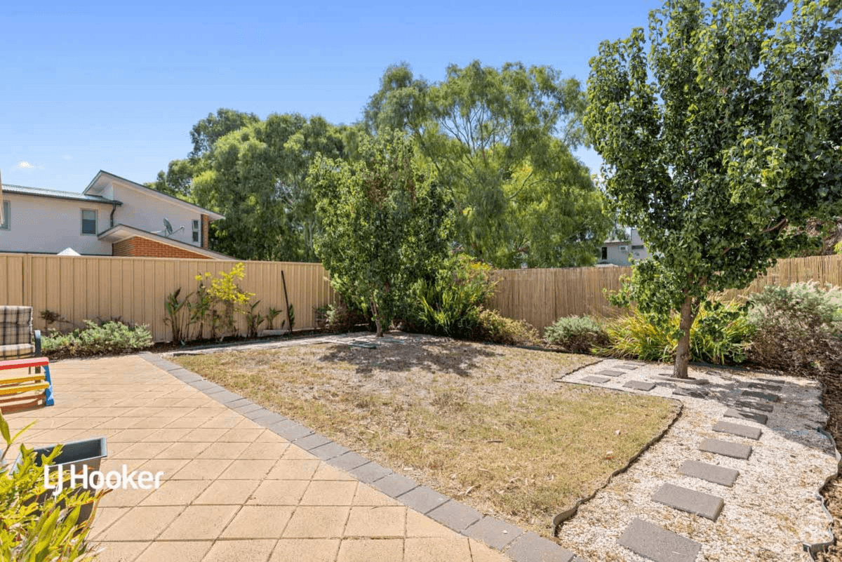 30 Tudor Crescent, SMITHFIELD PLAINS, SA 5114