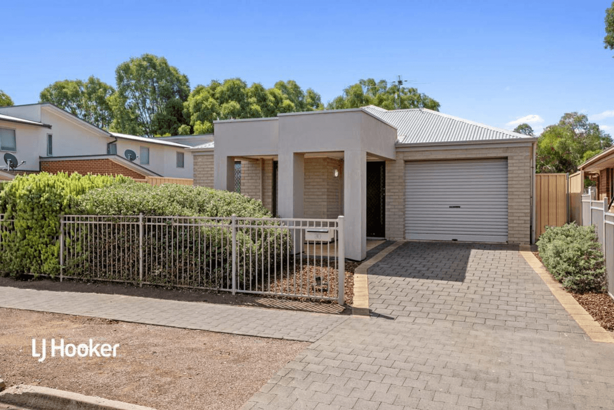 30 Tudor Crescent, SMITHFIELD PLAINS, SA 5114