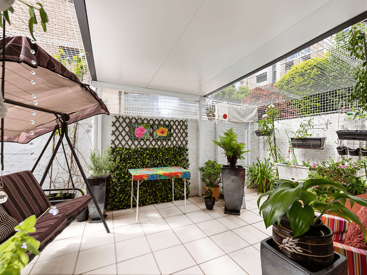 1/124 Station Road, INDOOROOPILLY, QLD 4068