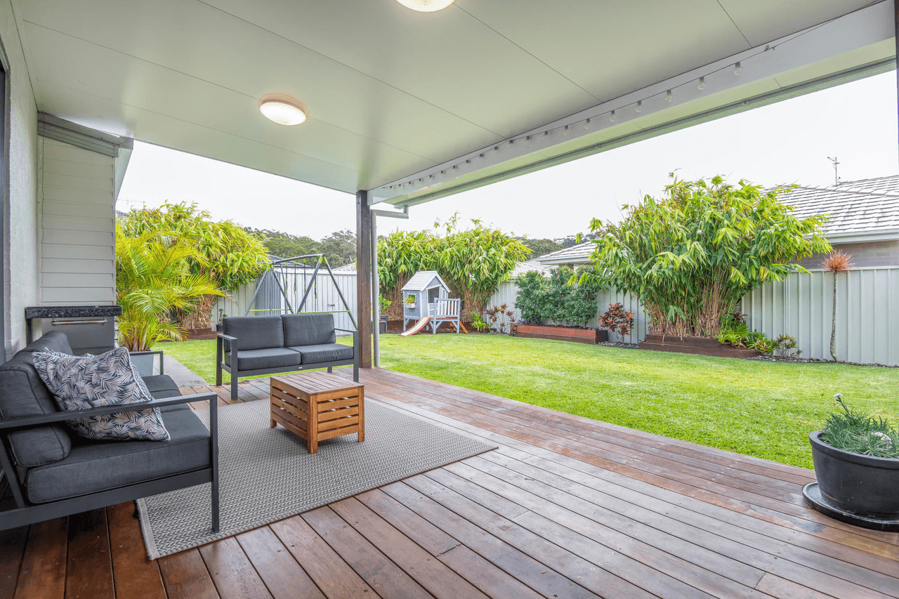 12 Broadwater Street, SANDY BEACH, NSW 2456