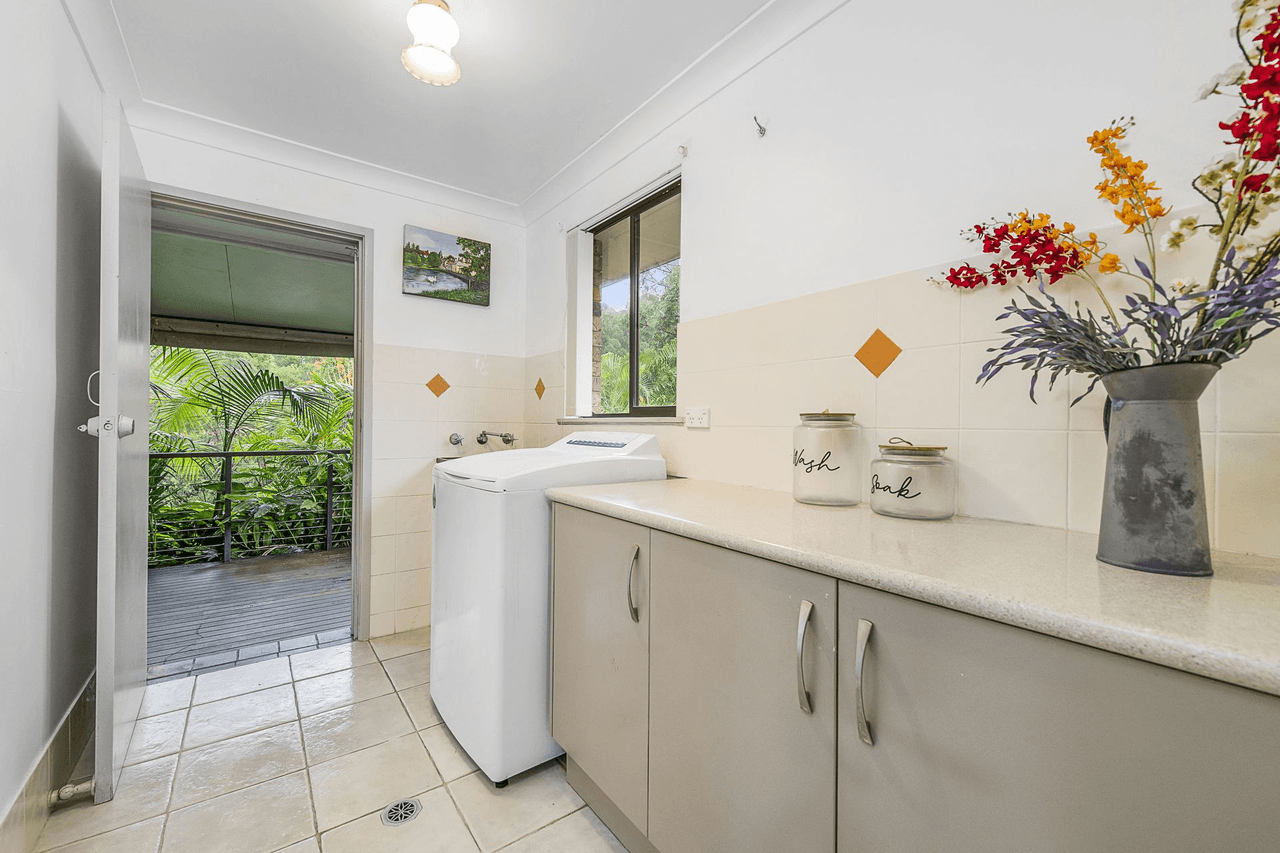 6 Brushbox Close, WAUCHOPE, NSW 2446