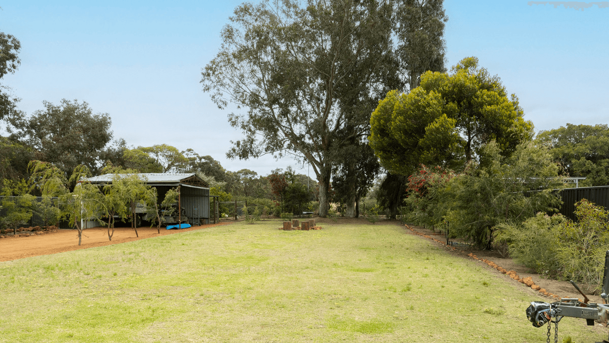 6 EDWARDS Road, Stirling Estate, WA 6271