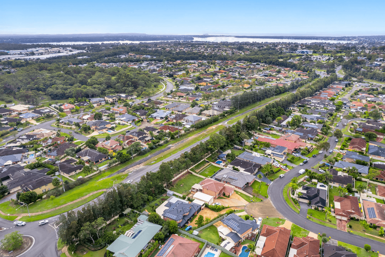 12 MacDougall Crescent, Hamlyn Terrace, NSW 2259