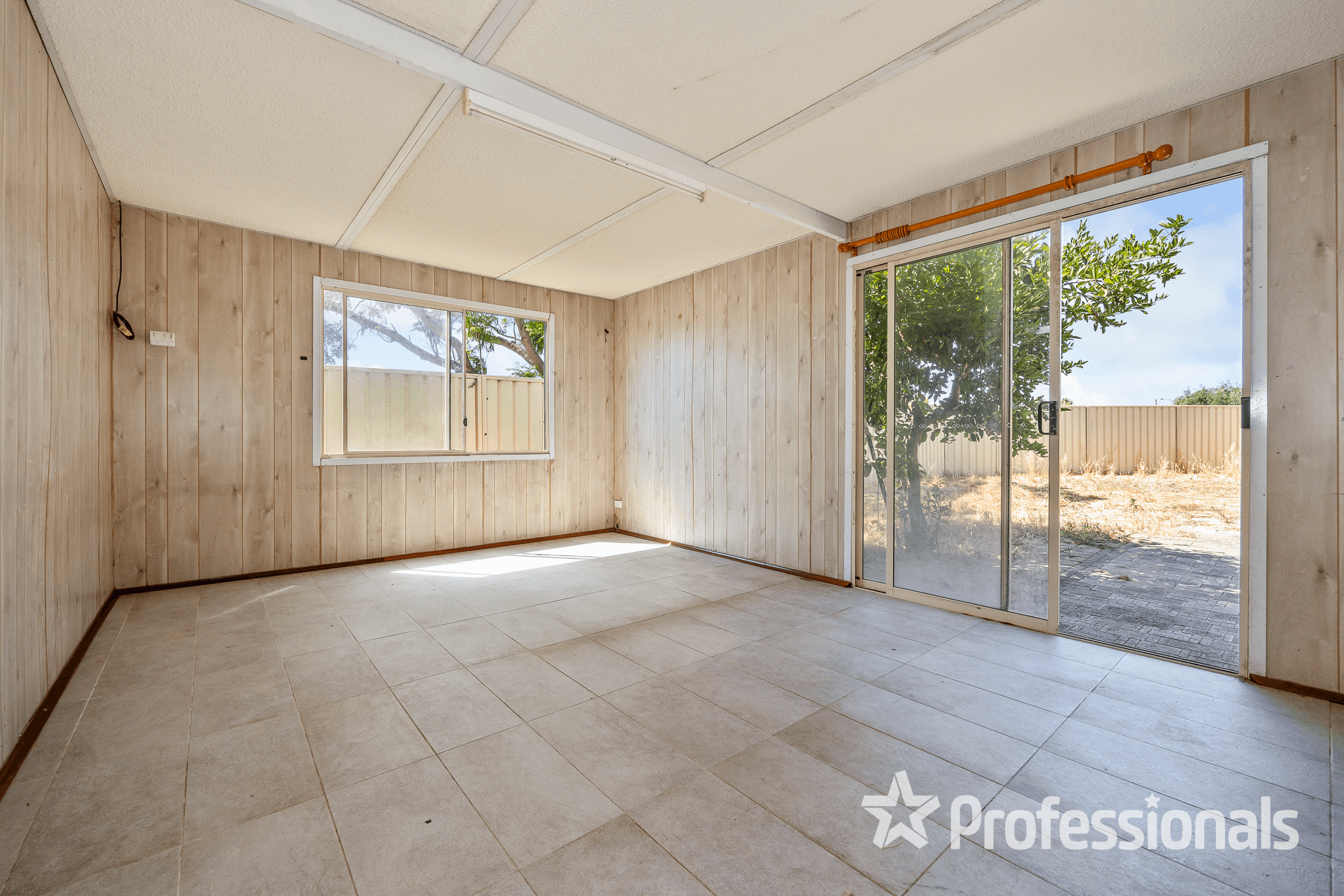 43 Glenbrook Drive, BALLAJURA, WA 6066