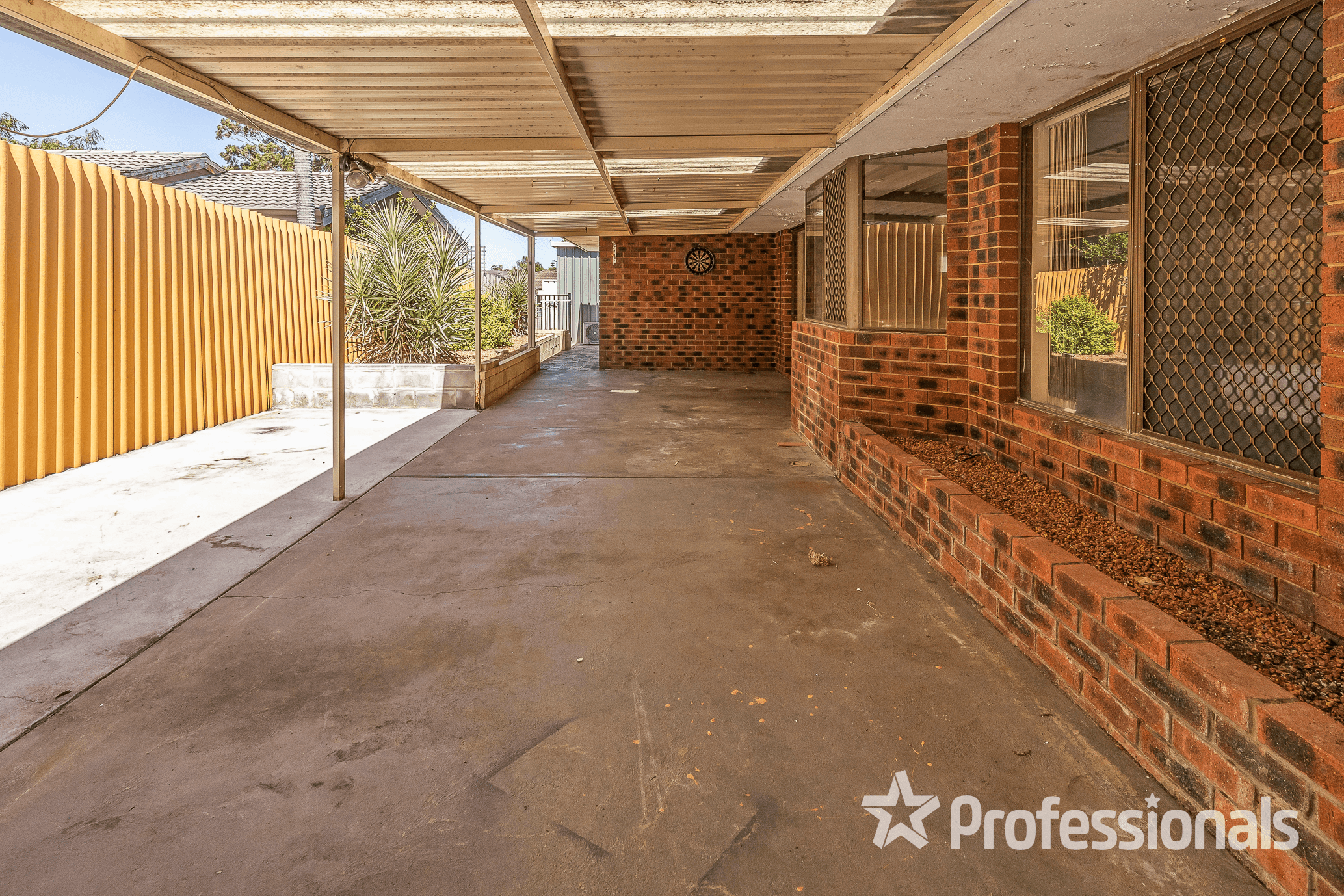 43 Glenbrook Drive, BALLAJURA, WA 6066