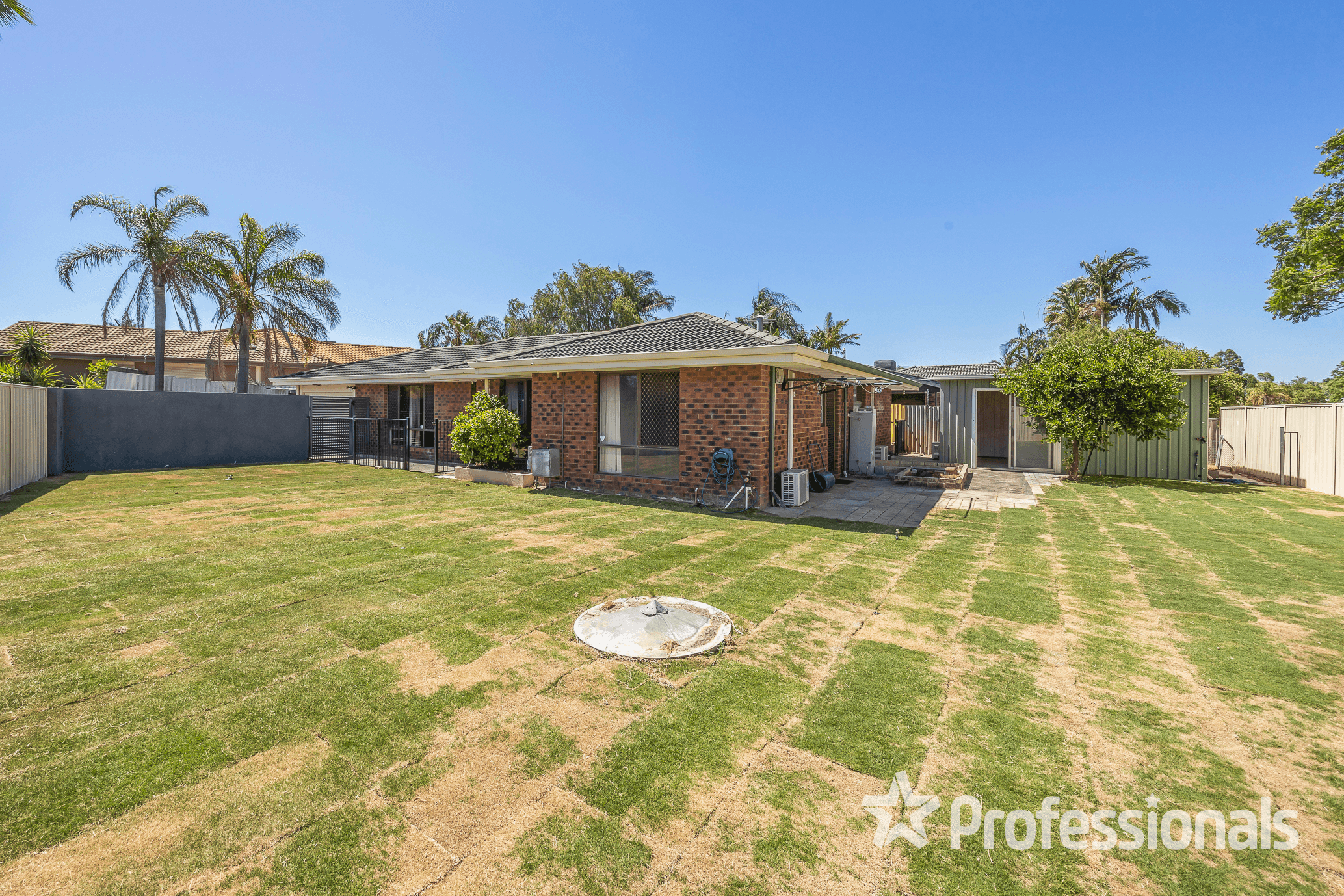 43 Glenbrook Drive, BALLAJURA, WA 6066