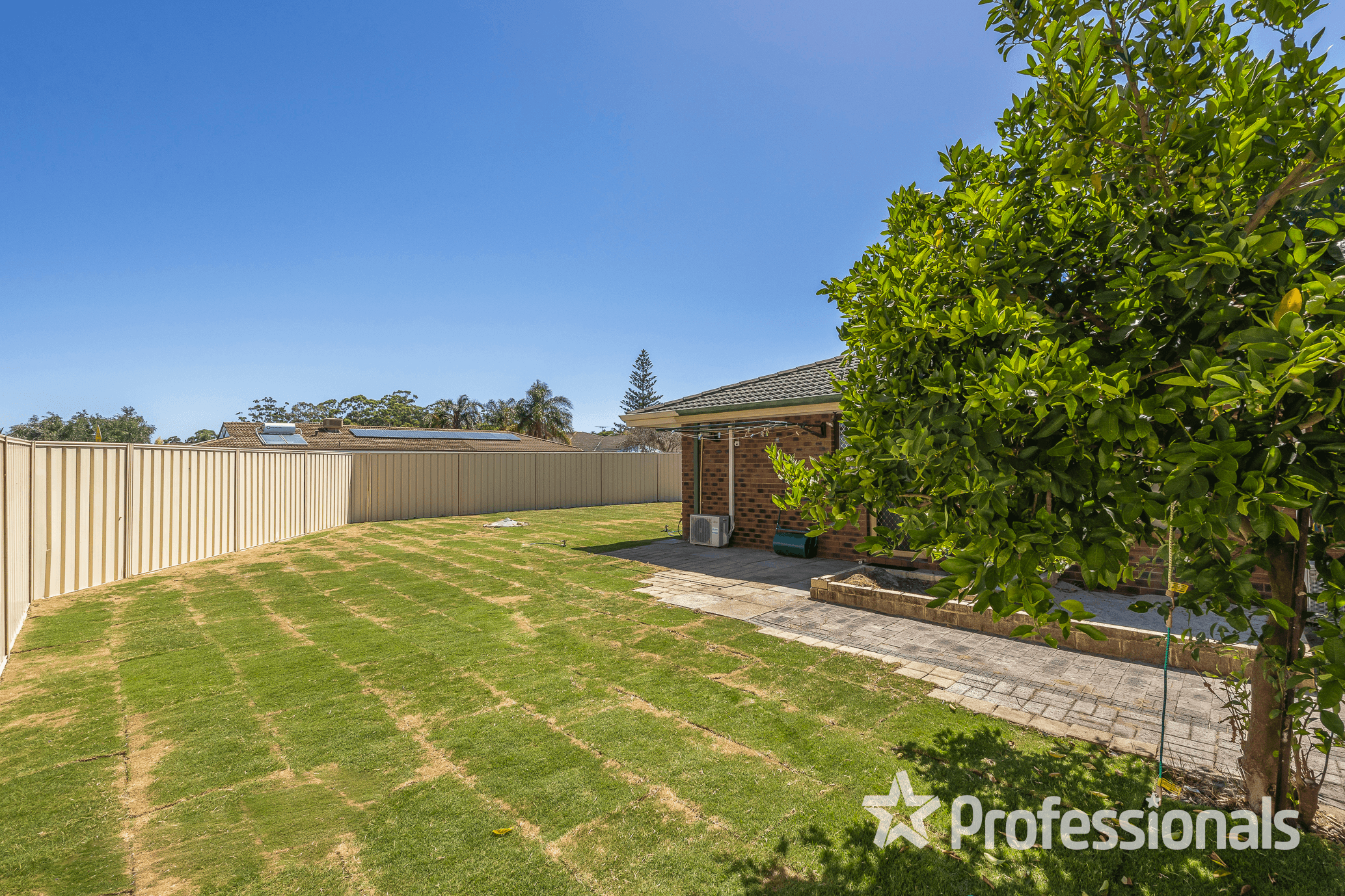 43 Glenbrook Drive, BALLAJURA, WA 6066