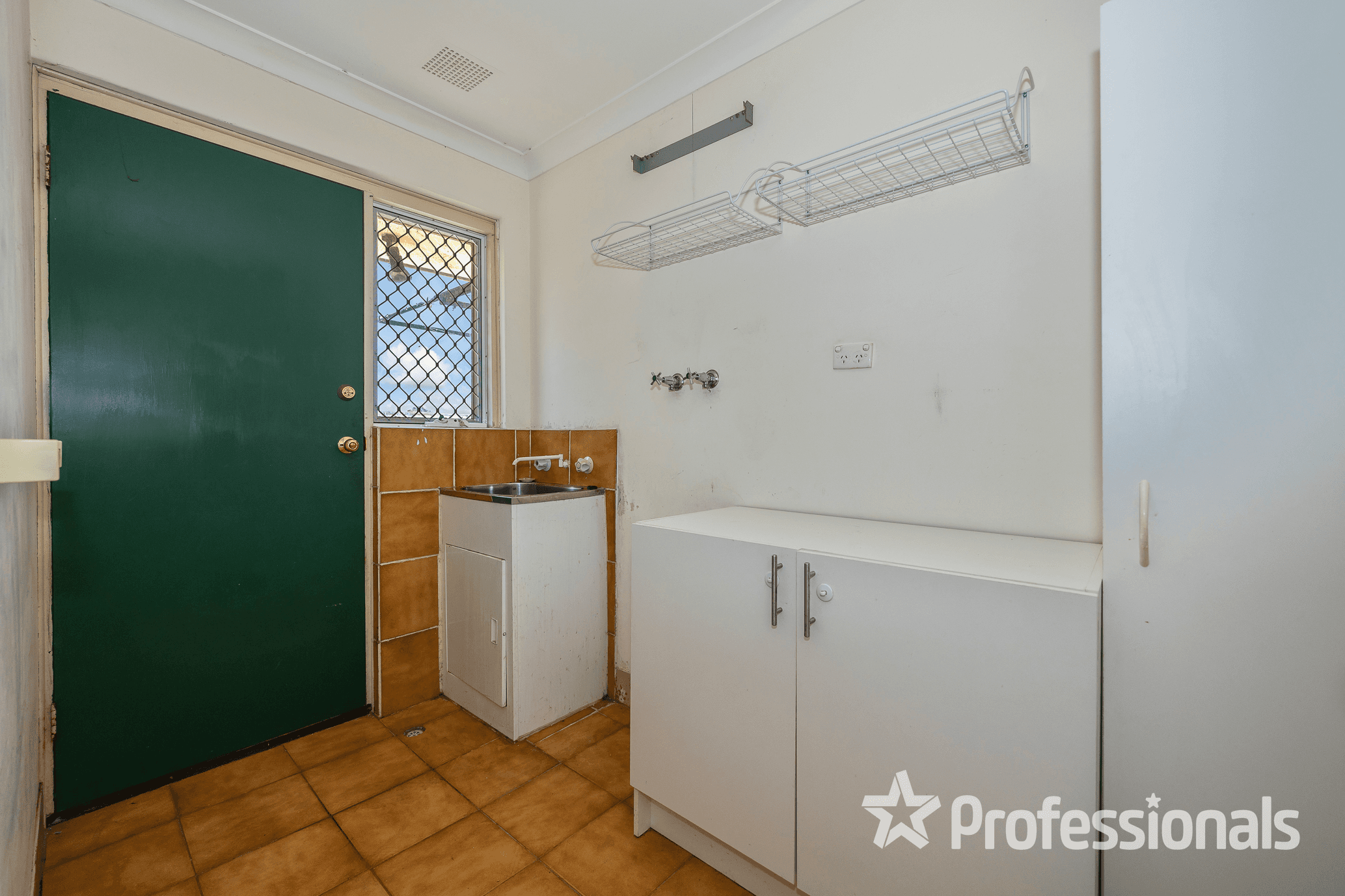 43 Glenbrook Drive, BALLAJURA, WA 6066