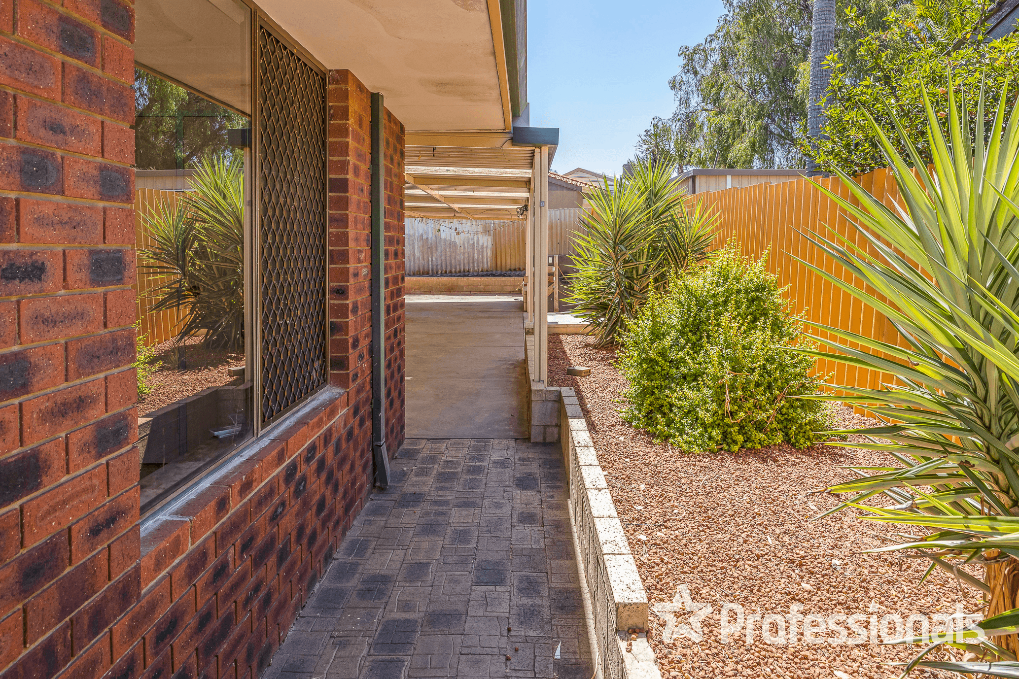 43 Glenbrook Drive, BALLAJURA, WA 6066