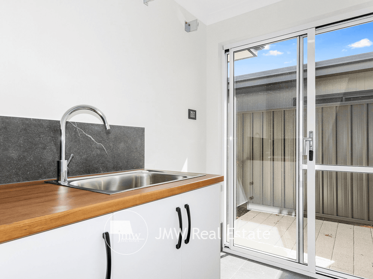 21 Fleetwood Loop, DUNSBOROUGH, WA 6281