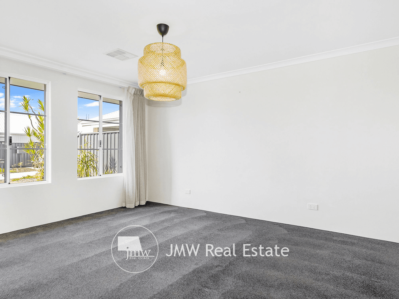 21 Fleetwood Loop, DUNSBOROUGH, WA 6281