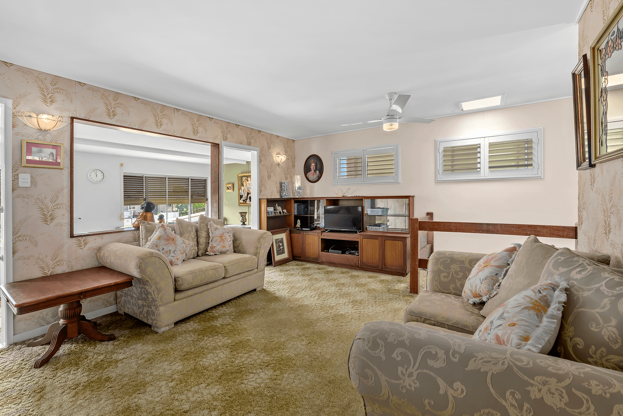 64 Minto Crescent, ARANA HILLS, QLD 4054