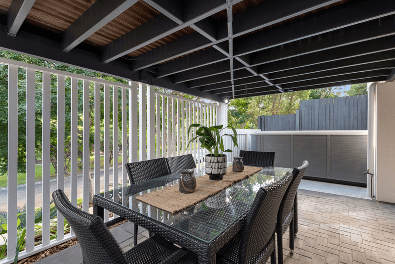 19 Fishermans Bend, BALMORAL, QLD 4171