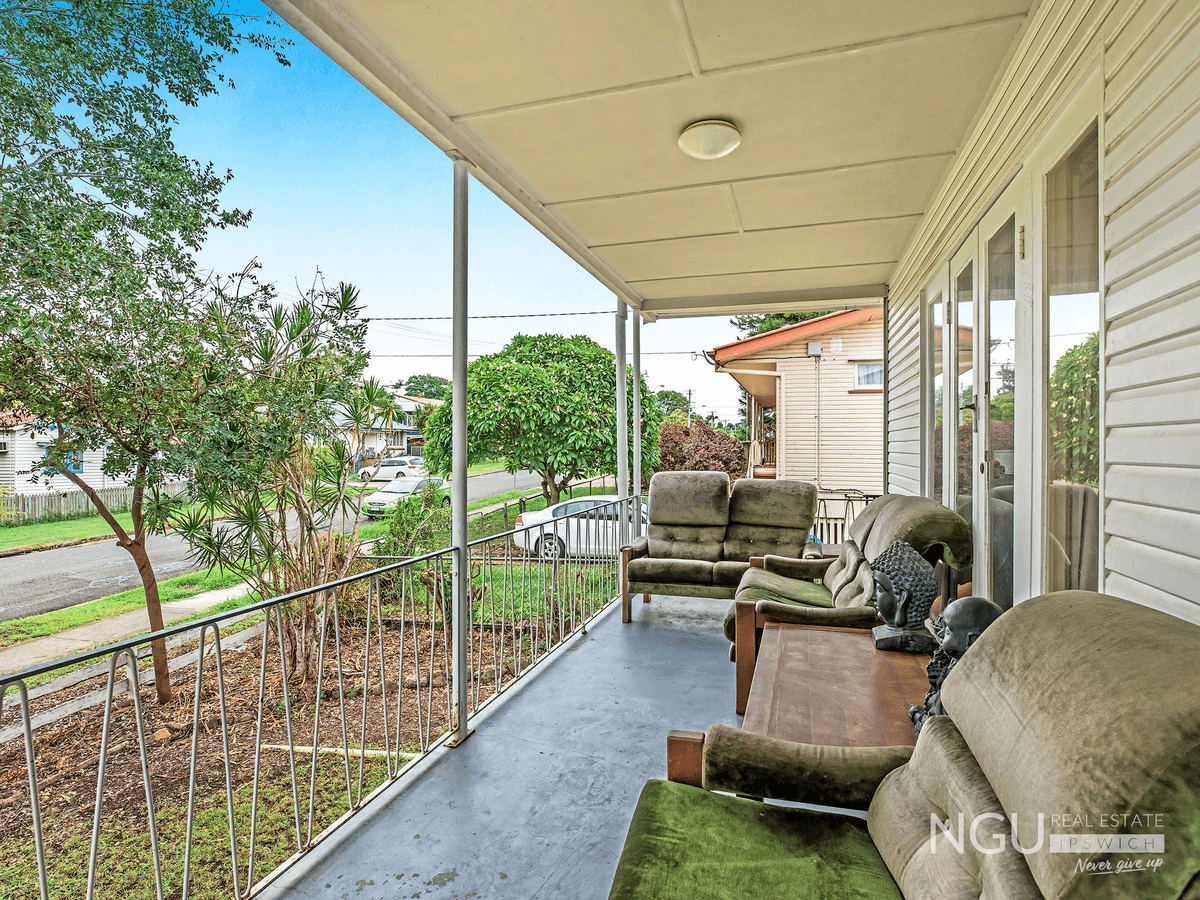 110 Whitehill Road, Eastern Heights, QLD 4305