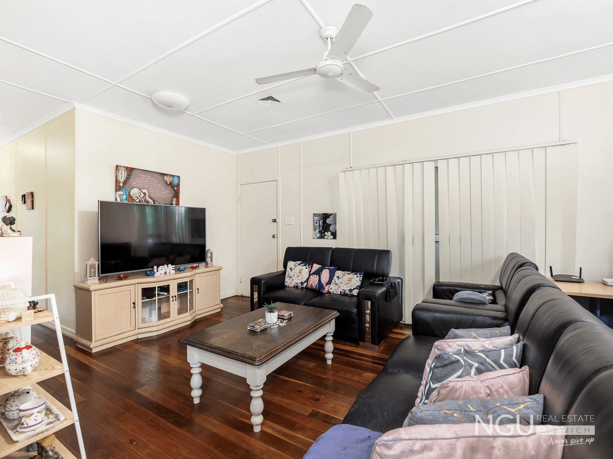 110 Whitehill Road, Eastern Heights, QLD 4305