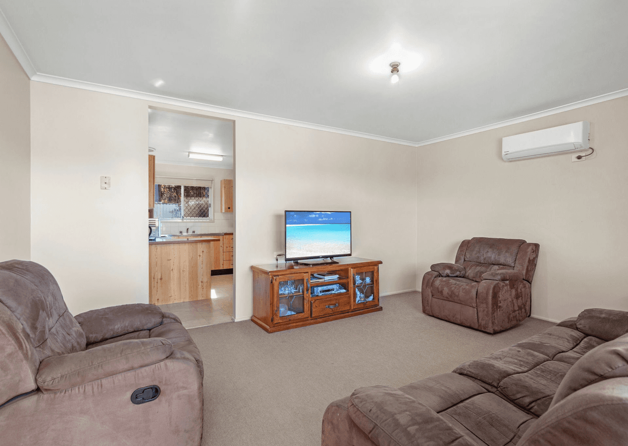 4 Fisher Street, TAREE, NSW 2430