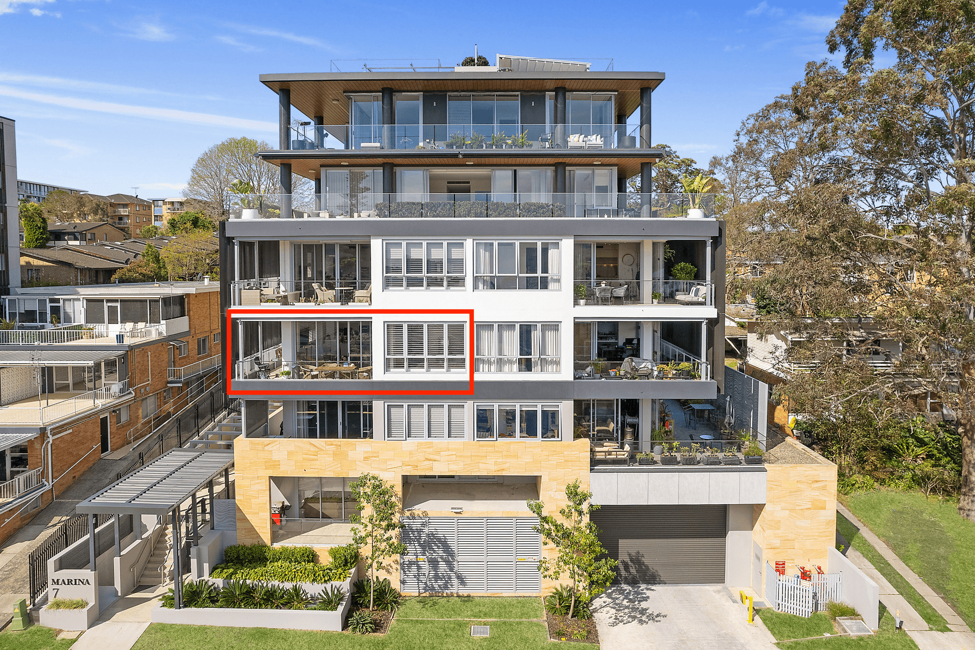 201/7 Lynn Avenue, Point Frederick, NSW 2250