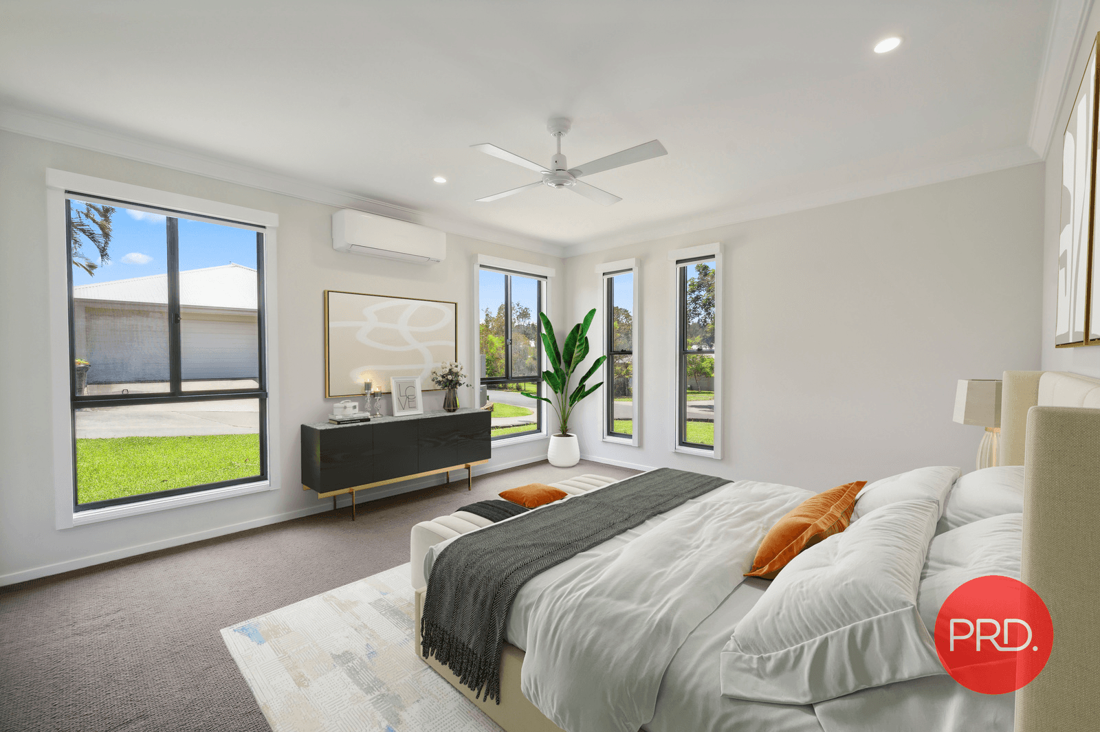 4 White Bluff Road, SAPPHIRE BEACH, NSW 2450