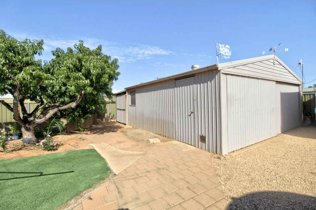 11 Phillips Road, BERRI, SA 5343