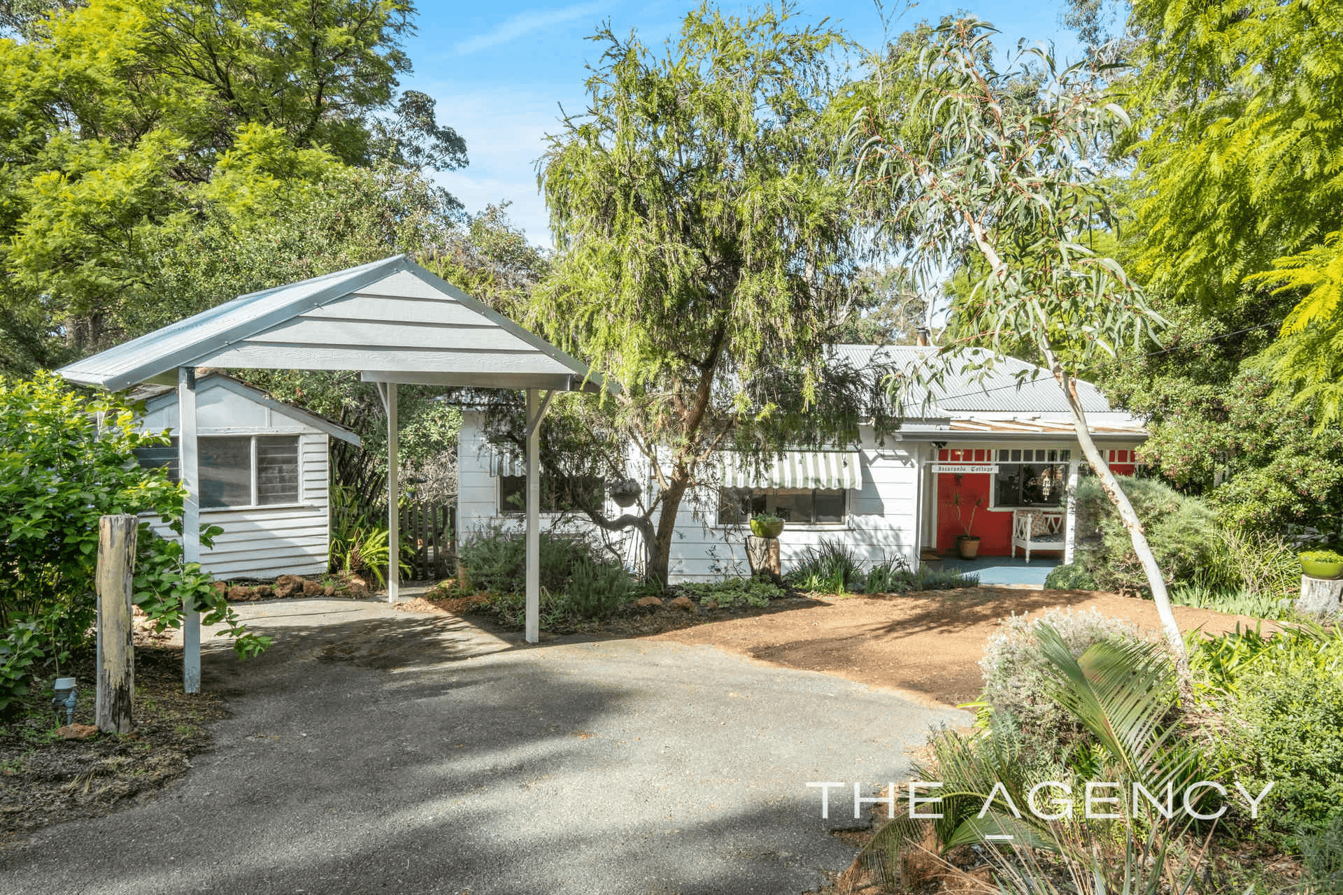 11 Hawter Road, Glen Forrest, WA 6071