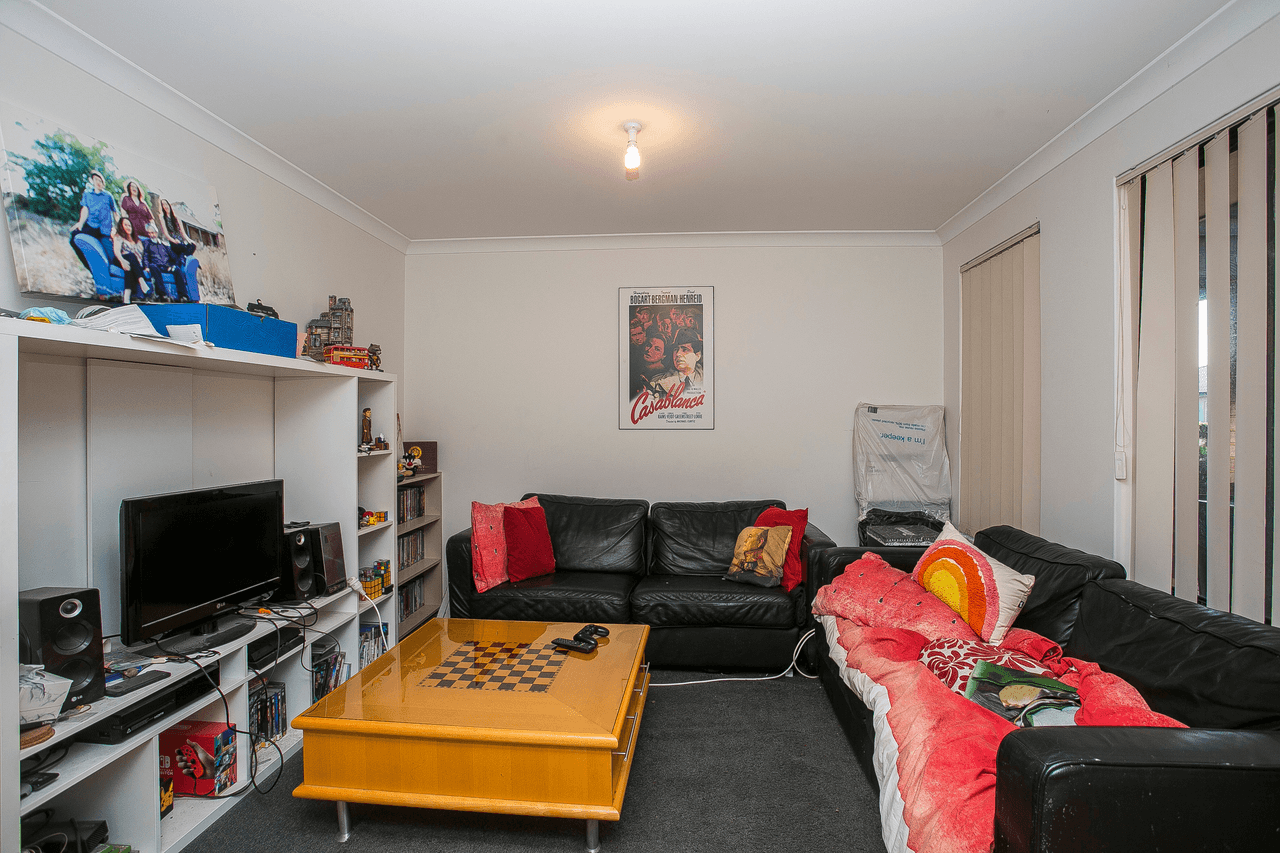16 HODGES Street, MIDDLE SWAN, WA 6056