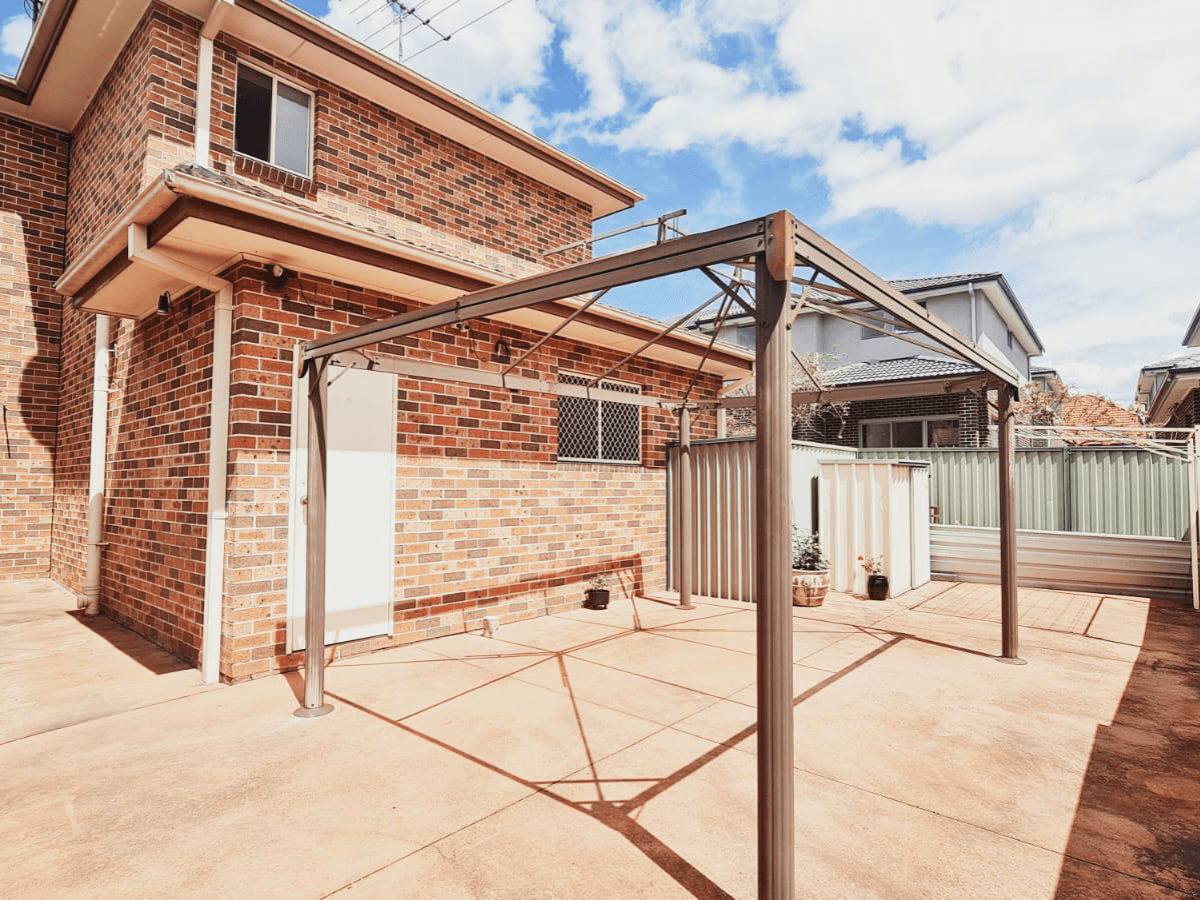 1/65 Brisbane Street, OXLEY PARK, NSW 2760