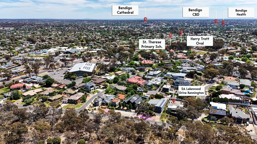 2A Lakewood Drive, Kennington, VIC 3550