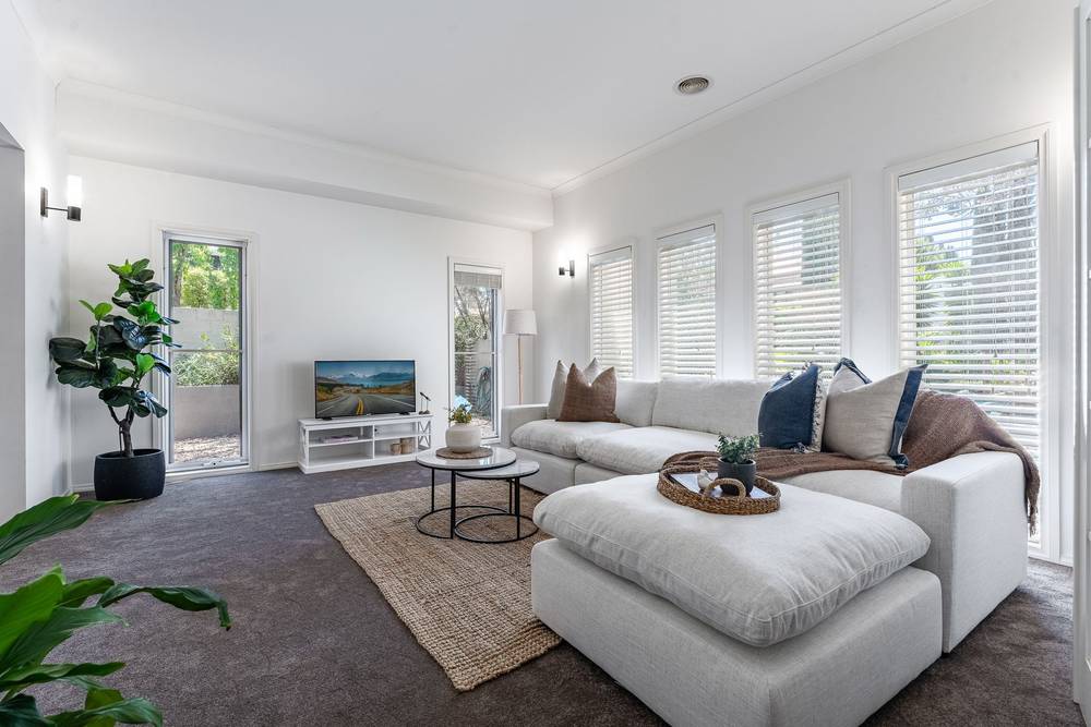 2A Lakewood Drive, Kennington, VIC 3550