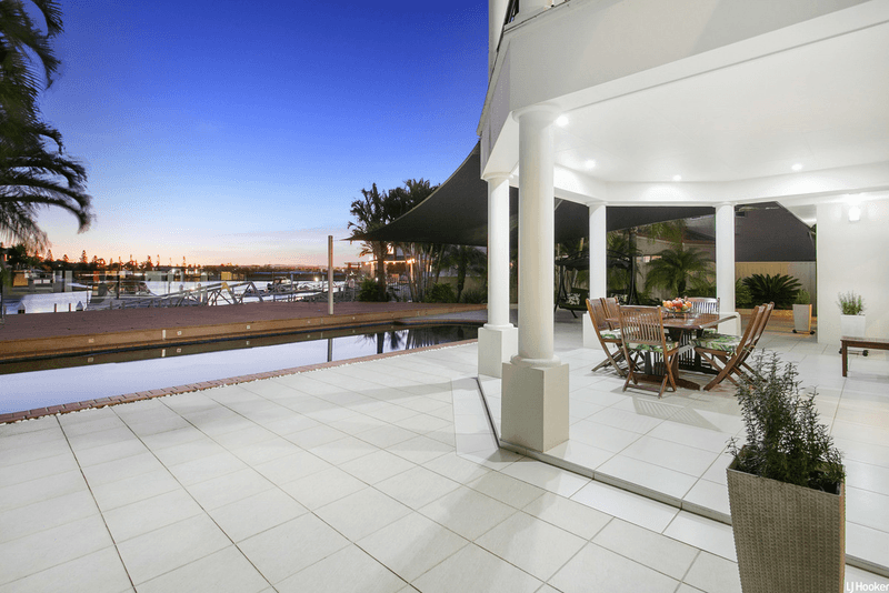 19 Defender Court, NEWPORT, QLD 4020