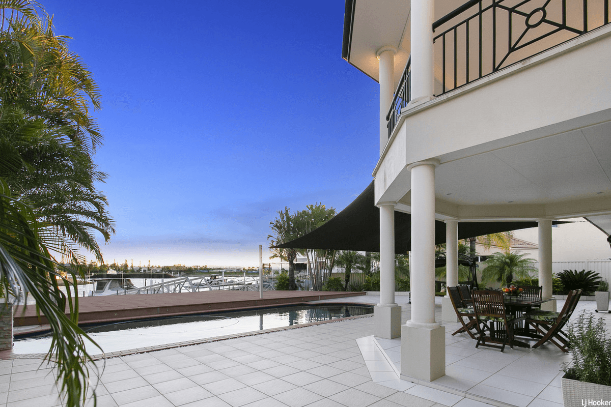 19 Defender Court, NEWPORT, QLD 4020