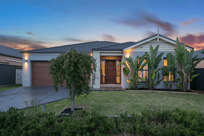 49 Pembroke Crescent, Derrimut, VIC 3026