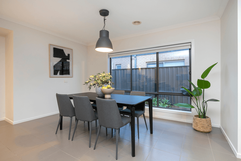 49 Pembroke Crescent, Derrimut, VIC 3026