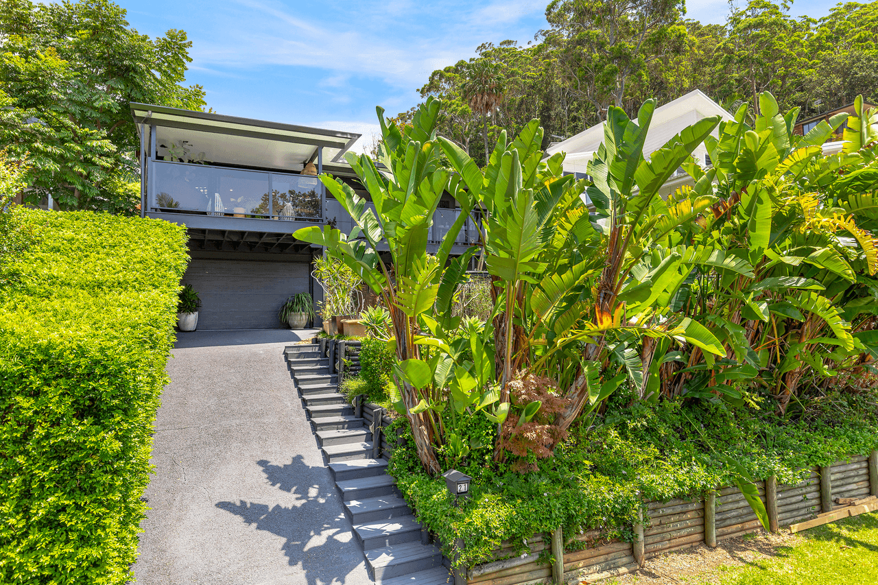 21 Coreen Drive, WAMBERAL, NSW 2260