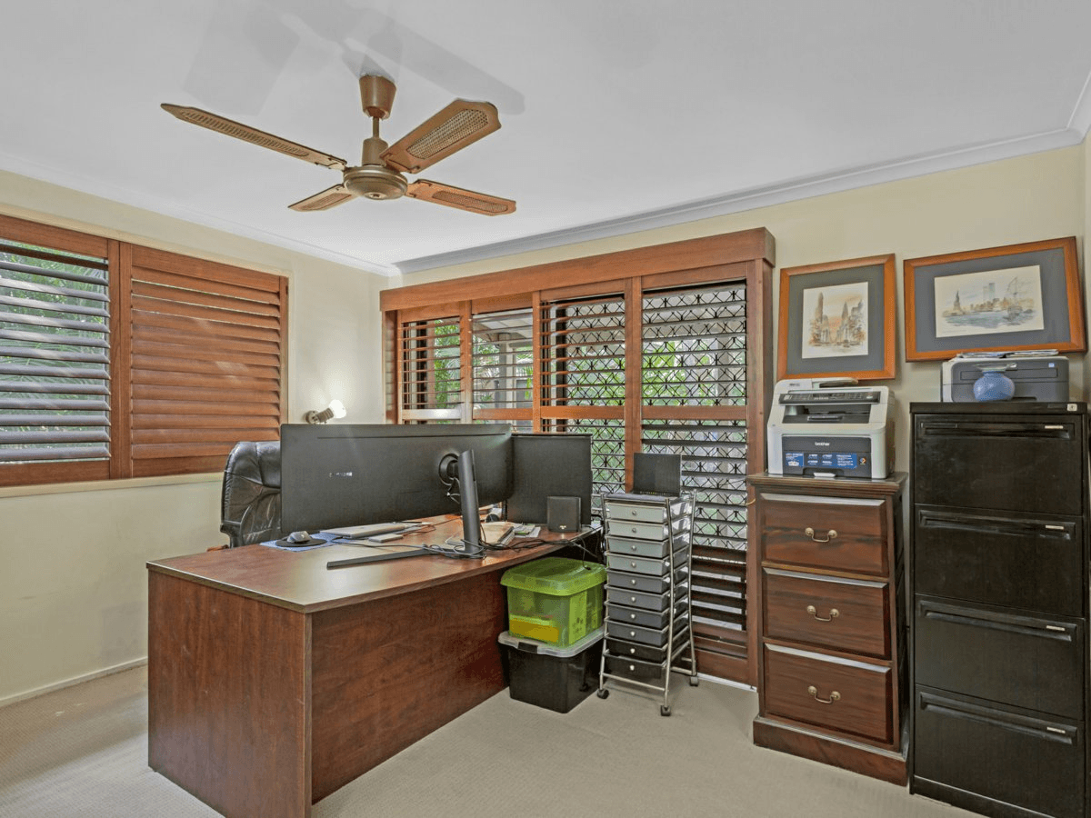 18 Veronica Drive, TALLAI, QLD 4213