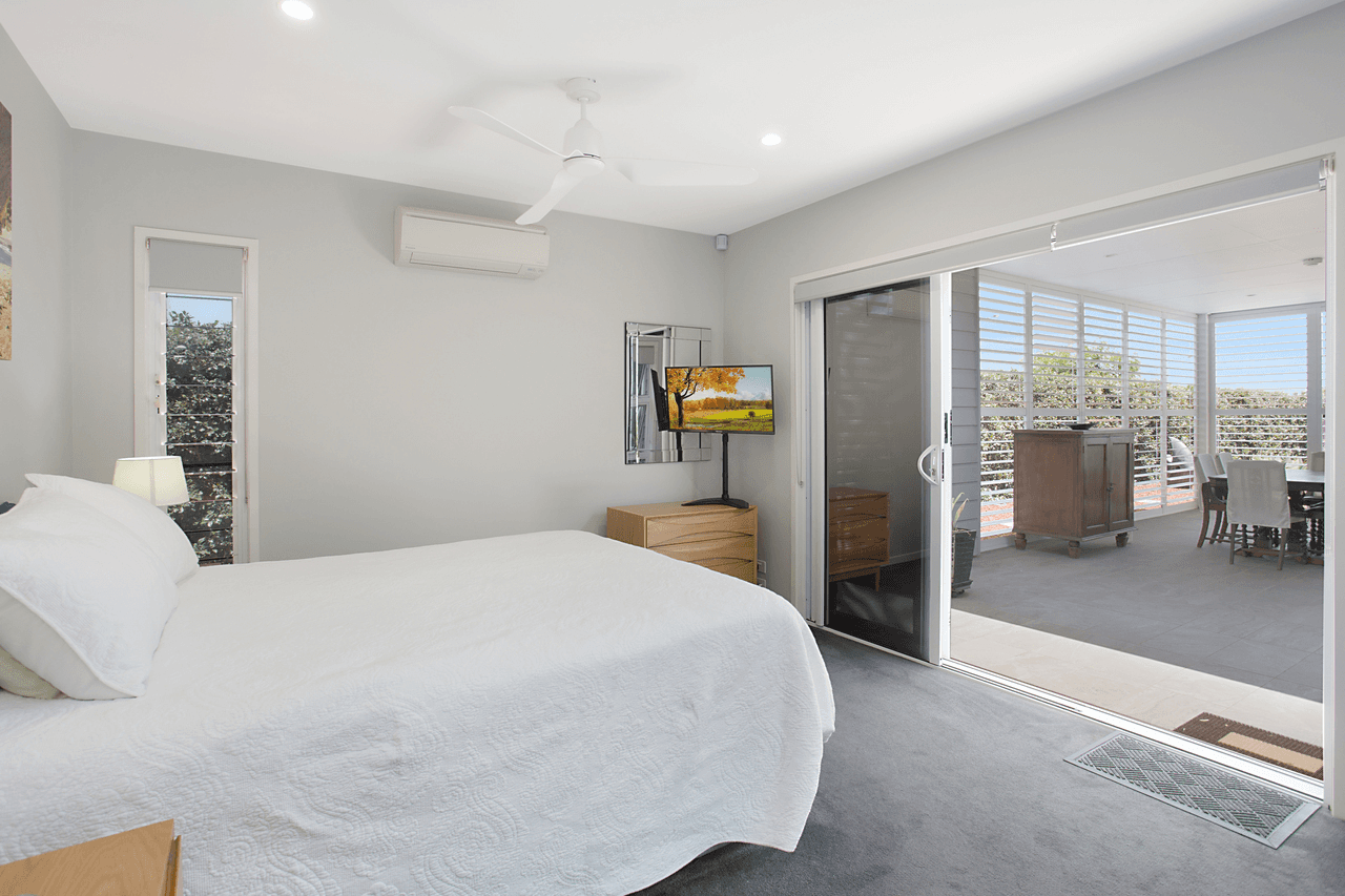 2 Suncatcher Lane, CASUARINA, NSW 2487