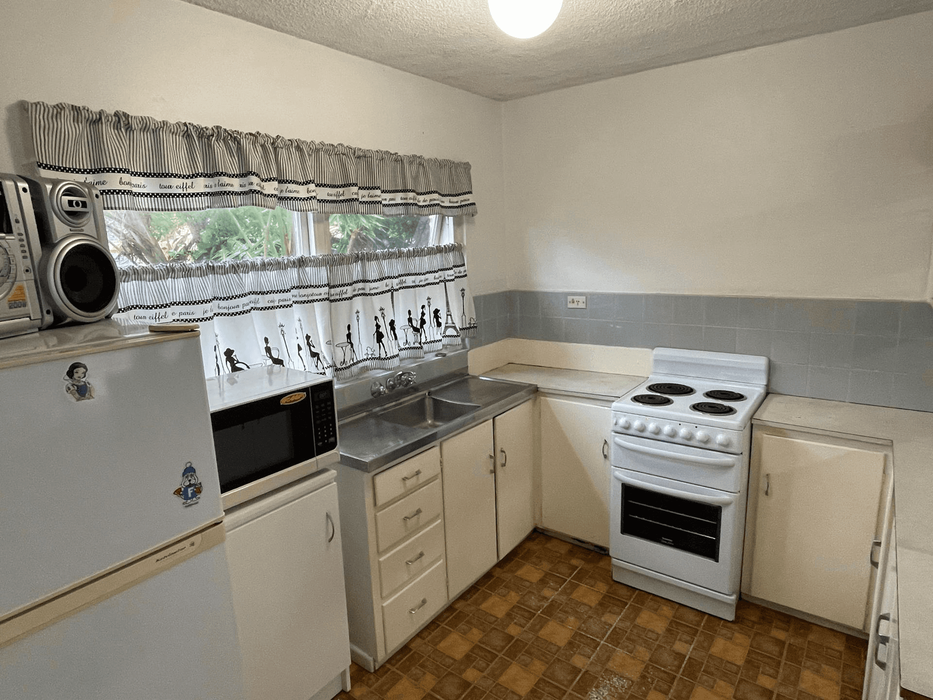 5/2930 Gold Coast Highway, Surfers Paradise, QLD 4217
