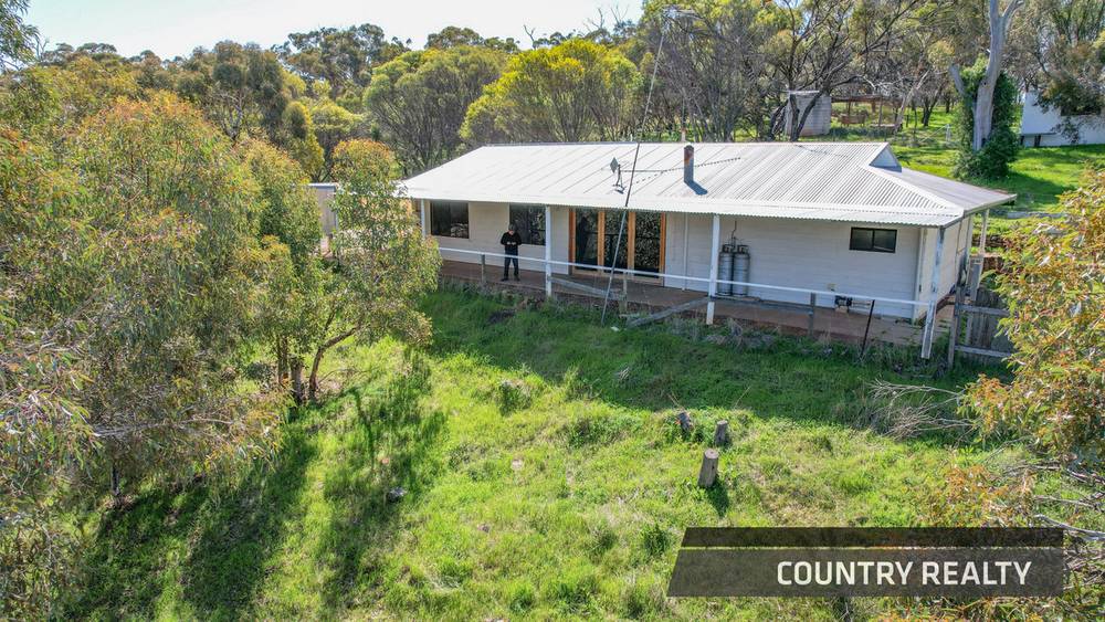 79 Horseshoe Road, TOODYAY, WA 6566