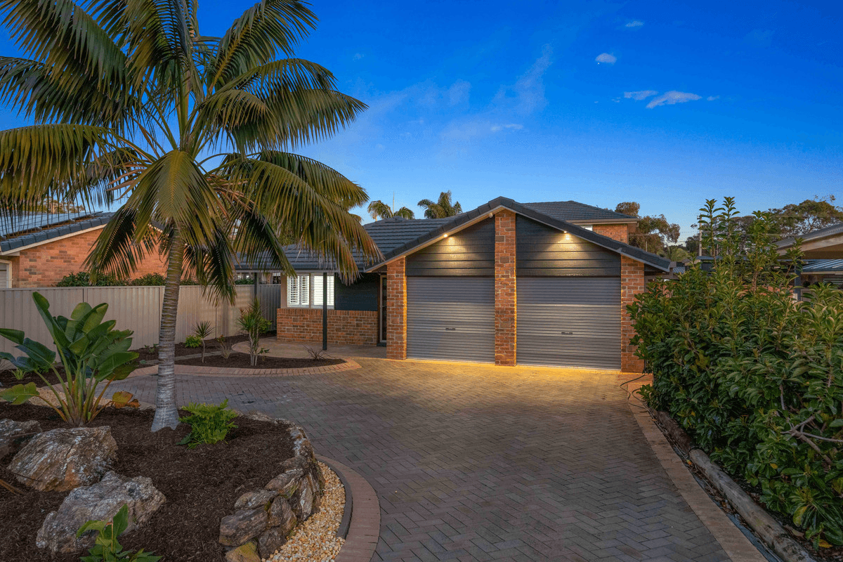 4 Boomerang Street, Lake Cathie, NSW 2445