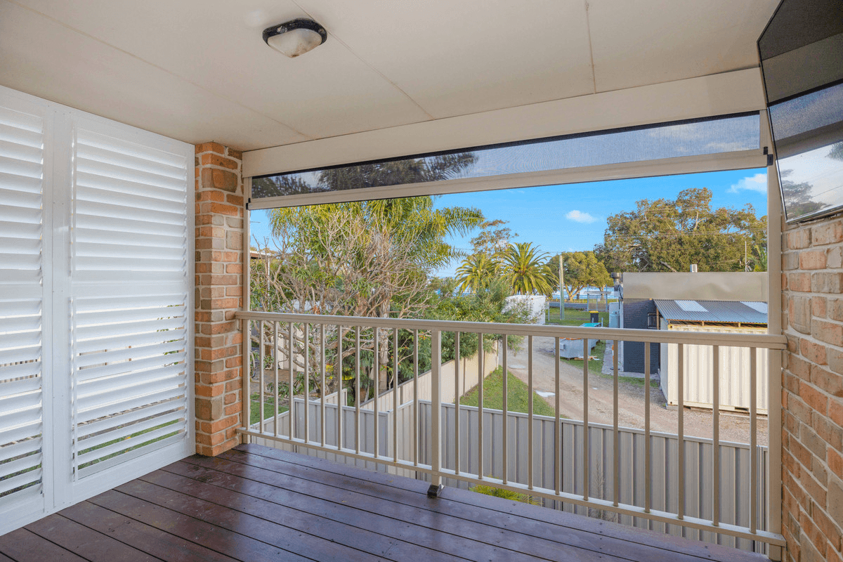 4 Boomerang Street, Lake Cathie, NSW 2445