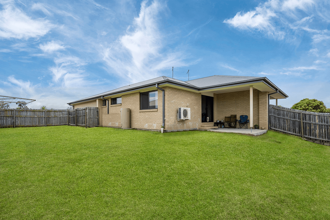 1 & 2/45 Pendragon Street, RACEVIEW, QLD 4305