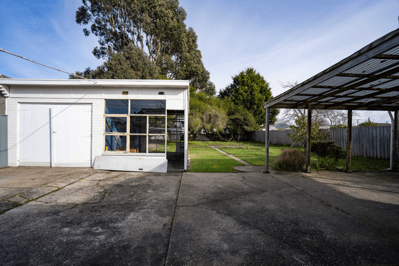 11 Luck Street, MOWBRAY, TAS 7248