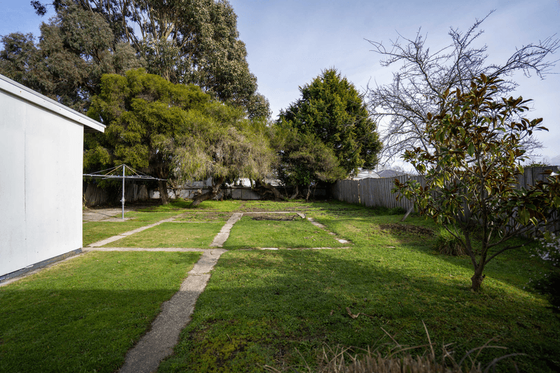 11 Luck Street, MOWBRAY, TAS 7248