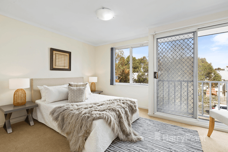 16/70 Grange Boulevard, Bundoora, VIC 3083