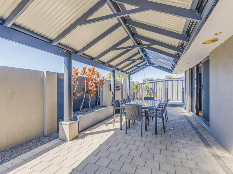 2 Antigua Place, Southern River, WA 6110