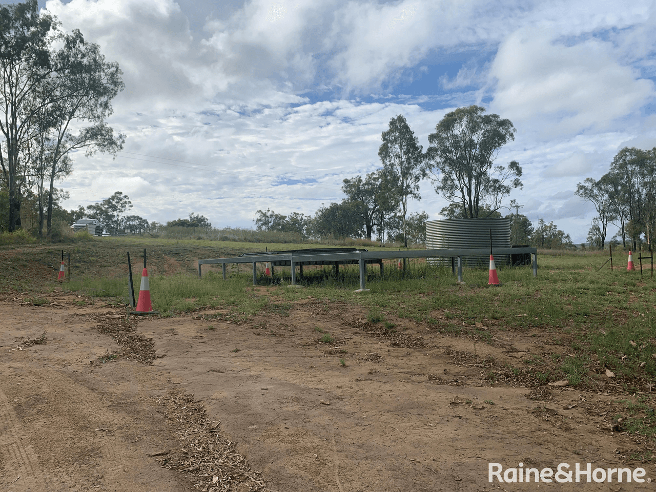 32 Diggings Road, SOUTH EAST NANANGO, QLD 4615