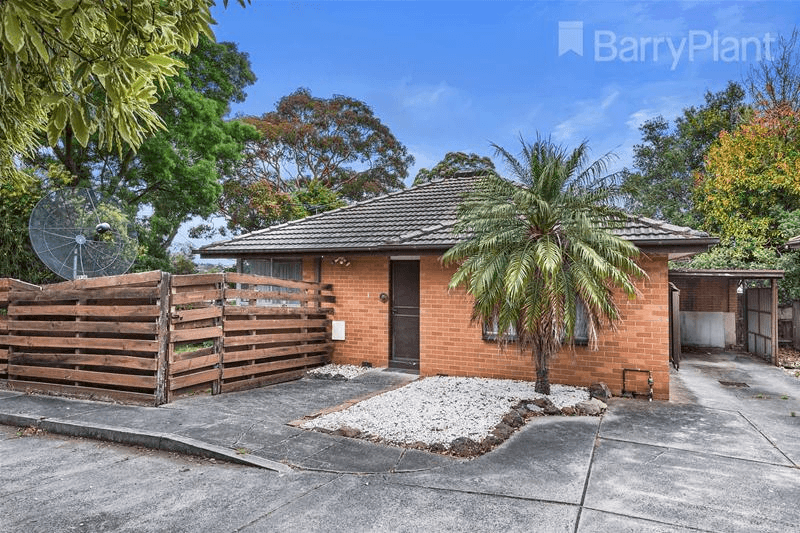 1/4 Louis Avenue, Dandenong, VIC 3175