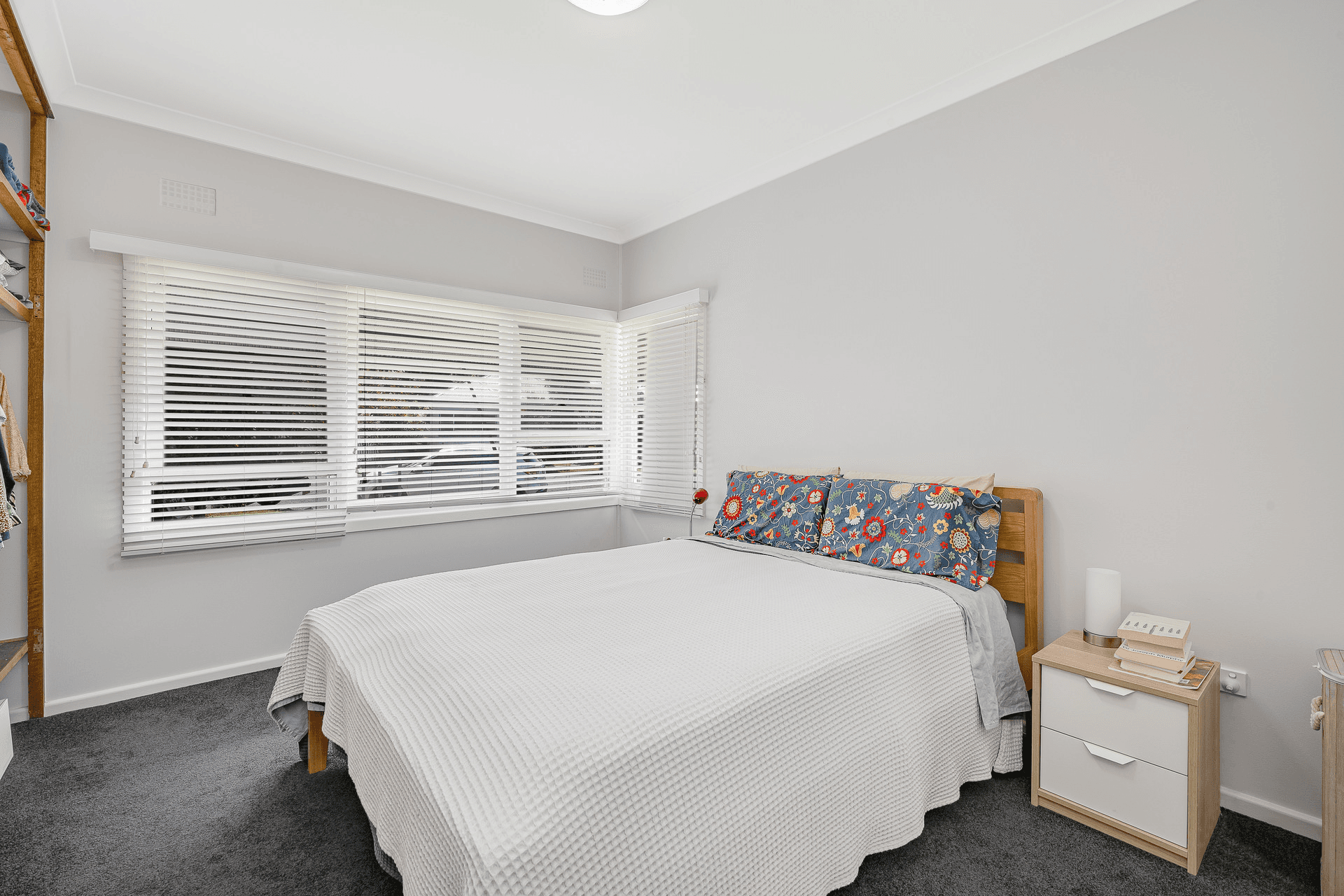 2B The Avenue, Maryville, NSW 2293