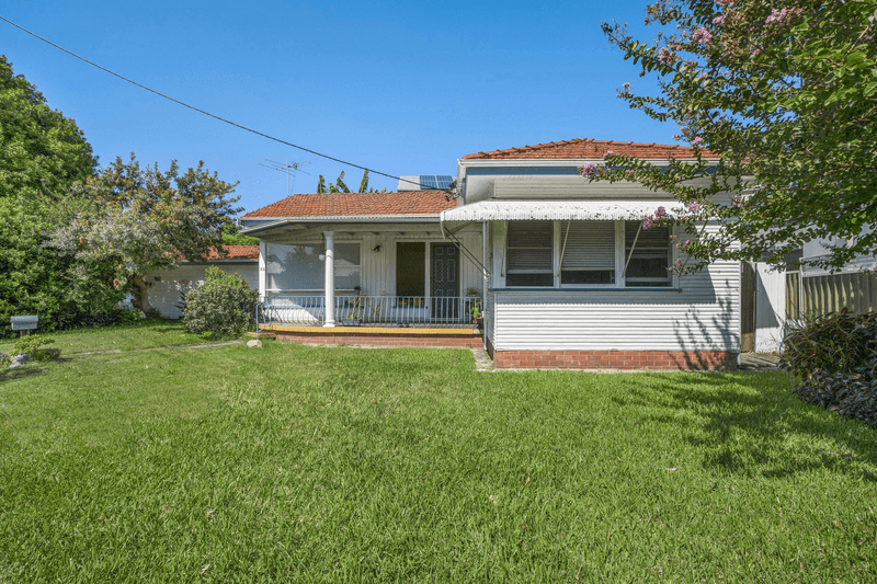 2B The Avenue, Maryville, NSW 2293