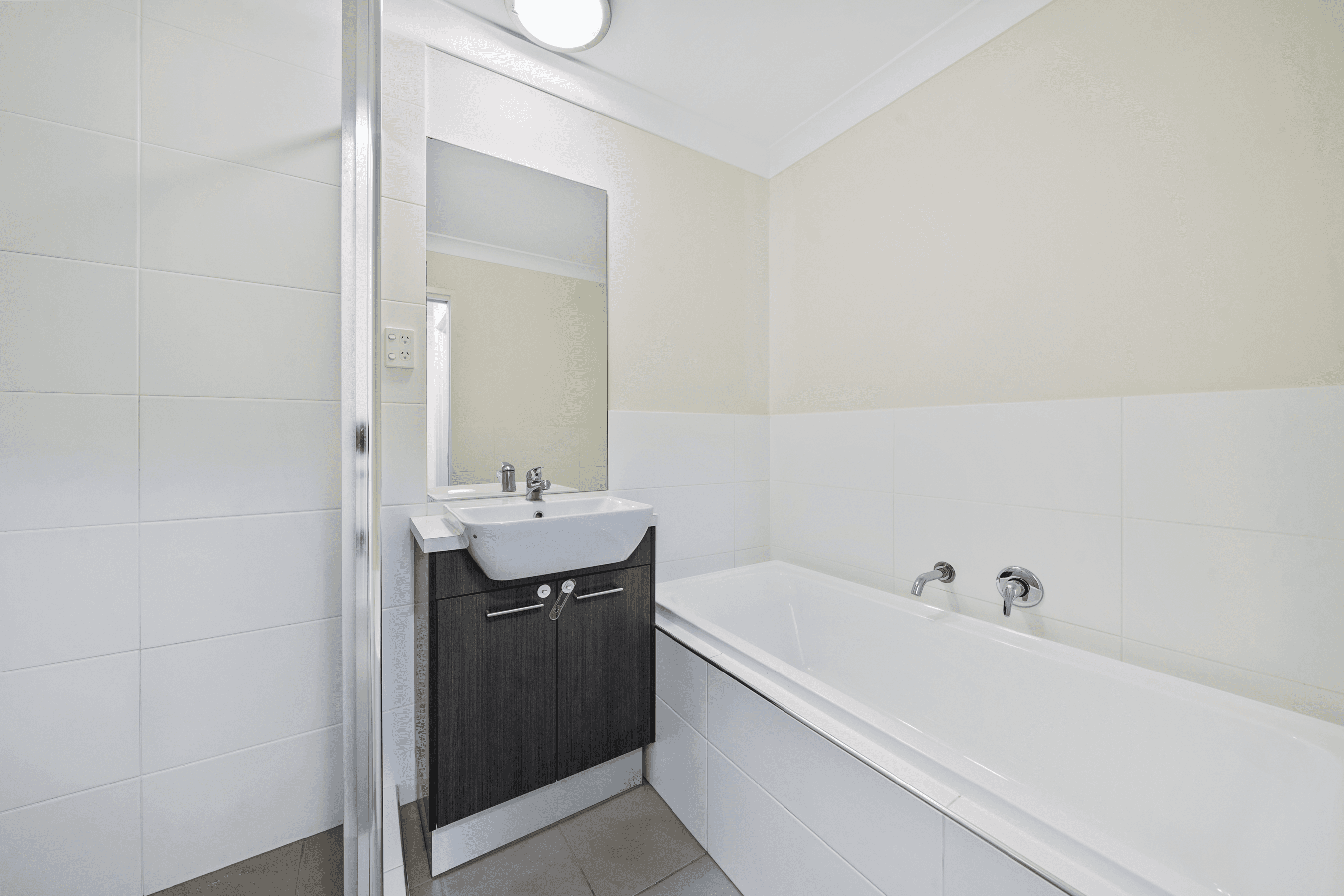 3/111 Short Street, BORONIA HEIGHTS, QLD 4124