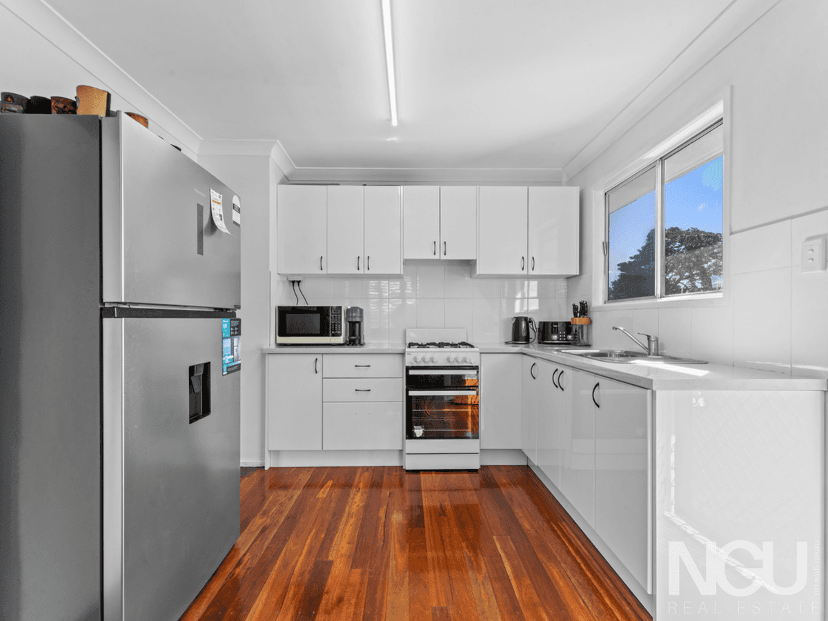 96 Moores Pocket Road, Moores Pocket, QLD 4305
